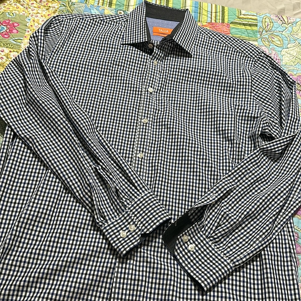 Men’s slim fit dress‎ shirt